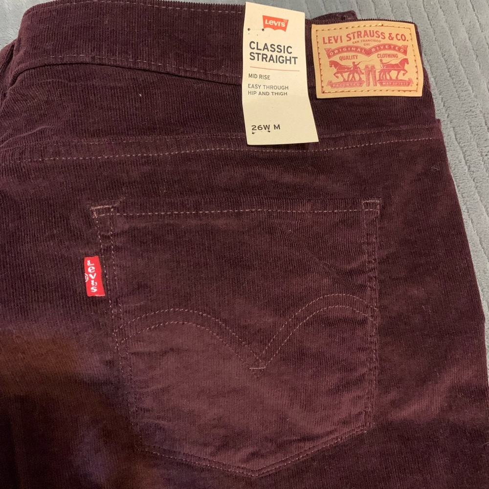 Levi’s pants
